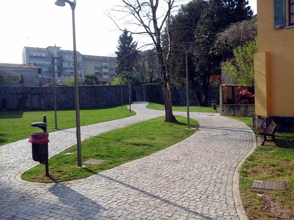 Hotel La Contrada Verbania Exterior photo