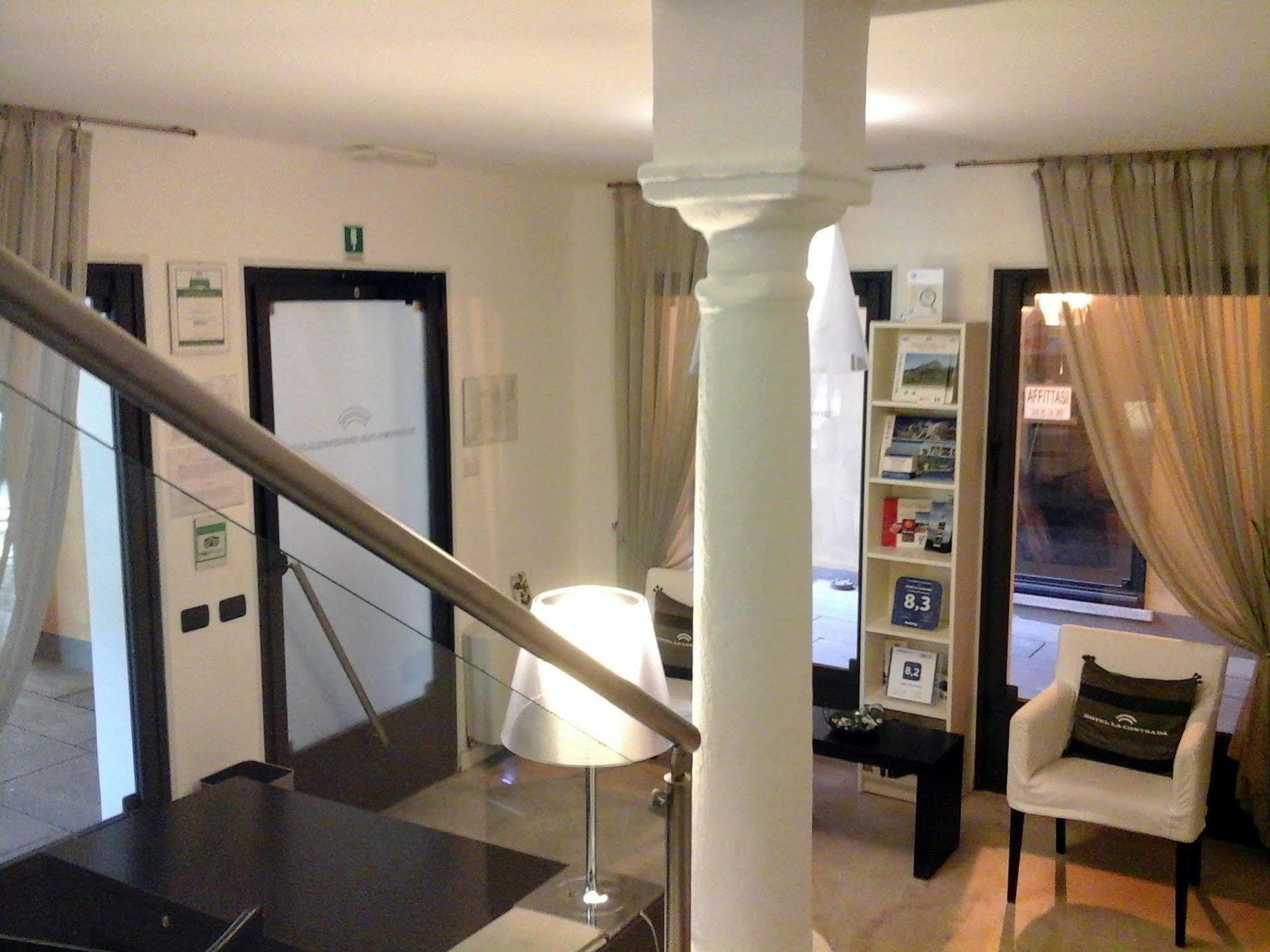 Hotel La Contrada Verbania Exterior photo